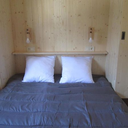 Camping La Borie Basse Condat  ภายนอก รูปภาพ